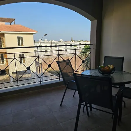 Horizon View With Communal Pool Apartment Kiti